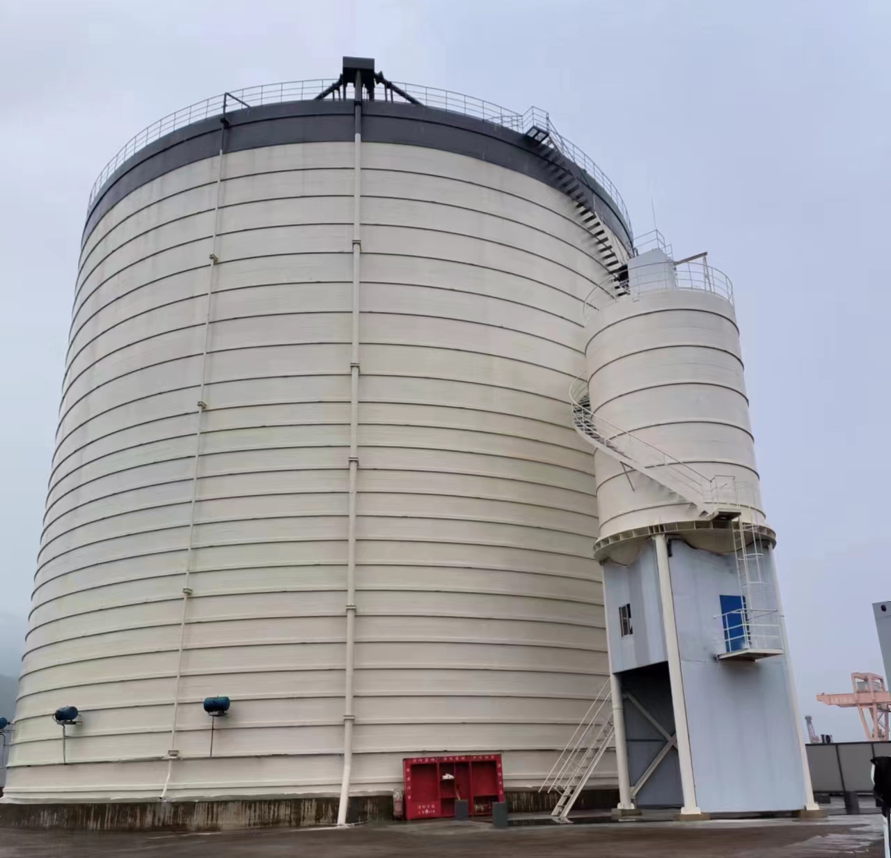 新州镇10万吨水泥钢板库